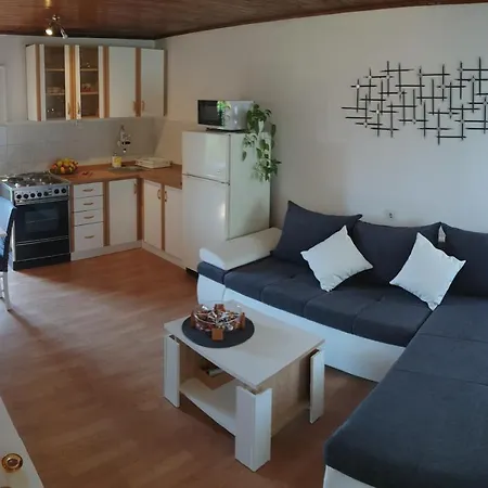 Apartman Lusi Buzdohanj Kültér fotó