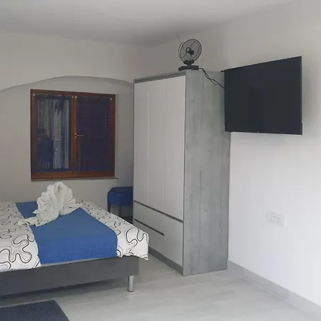 Apartman Lusi Buzdohanj Kültér fotó